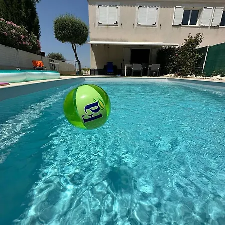 Avec Piscine Privee Proche Des Plages Vendres